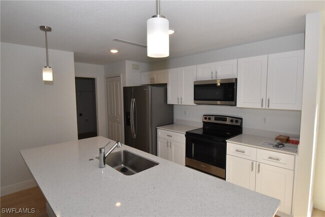 Foto del edificio - 5051 Foxhall Rd