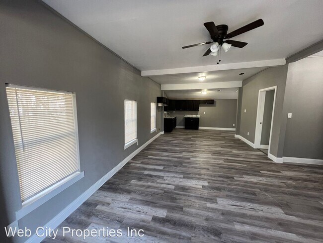 Building Photo - 3 br, 2 bath House - 4024 Myrtle St