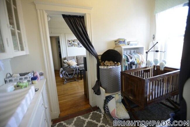 Foto del edificio - 66 Chiswick Rd