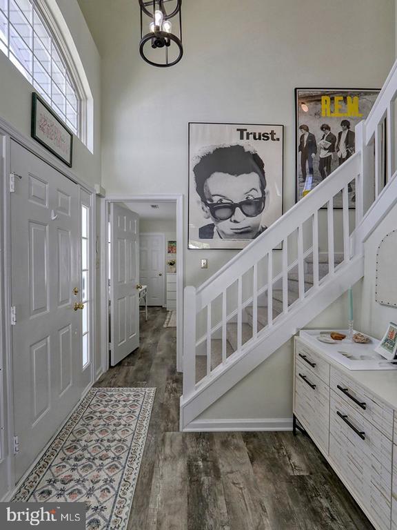 Foto del edificio - 108 Seabright Way