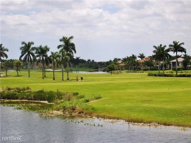 Foto del edificio - 12260 NW 68th Ct