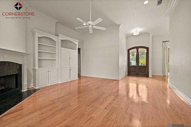 Foto del edificio - 8564 Grand View Dr