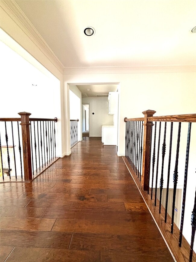 Building Photo - 25707 Pierrmont Ct