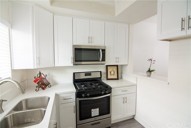 Foto del edificio - 11742 Mayfield Ave