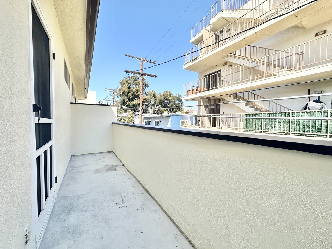 1914 Glendon Ave Unit 6, Los Angeles, CA 90025 - Room for Rent in Los ...