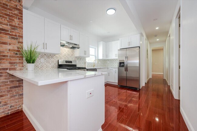 Foto del edificio - 10709 220th St