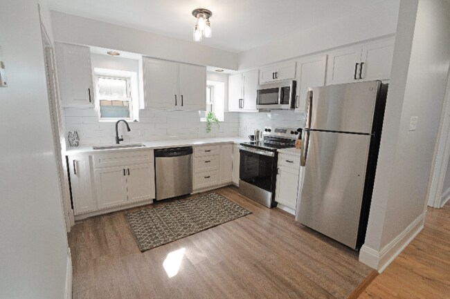 Foto del edificio - 4512 Westminster Pl