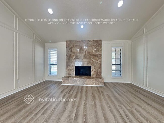 Building Photo - 801 Meadow Creek Dr