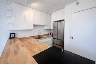 Building Photo - 300 Wai Nani Way