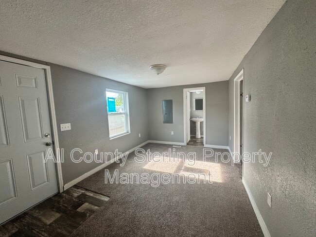 Foto del edificio - 917 NE Aberdeen Ave