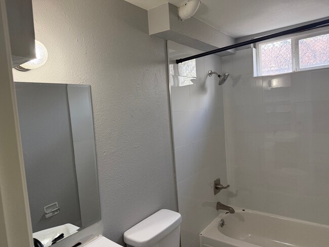 Photo - 19 Bonfoy Ave Apartment