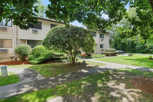 Building Photo - 94 Patterson Village Ct