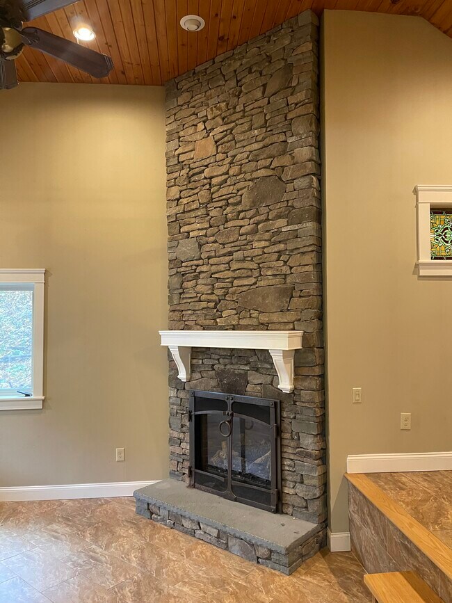 Foto del edificio - 378 W Main St