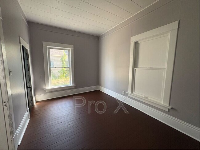 Foto del edificio - 2110 S Byers Ave