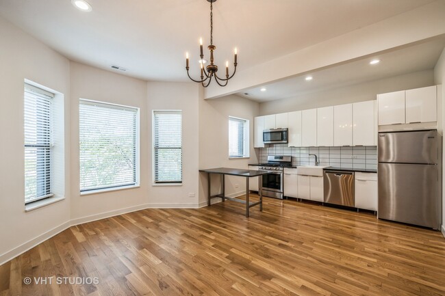 Foto del edificio - 4913 S Calumet Ave