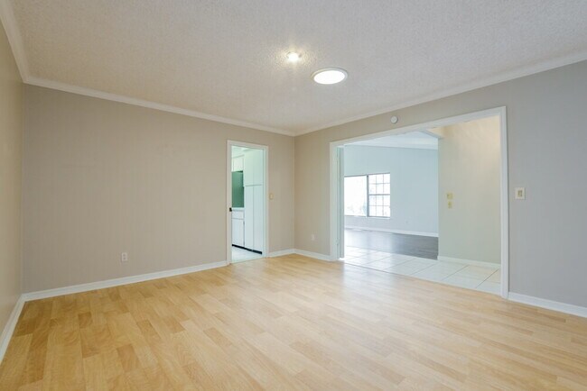 Foto del edificio - 1566 Golfside Village Blvd