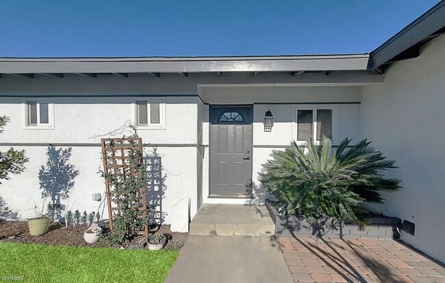 Building Photo - 3 br, 2 bath House - 705 Jay Circle