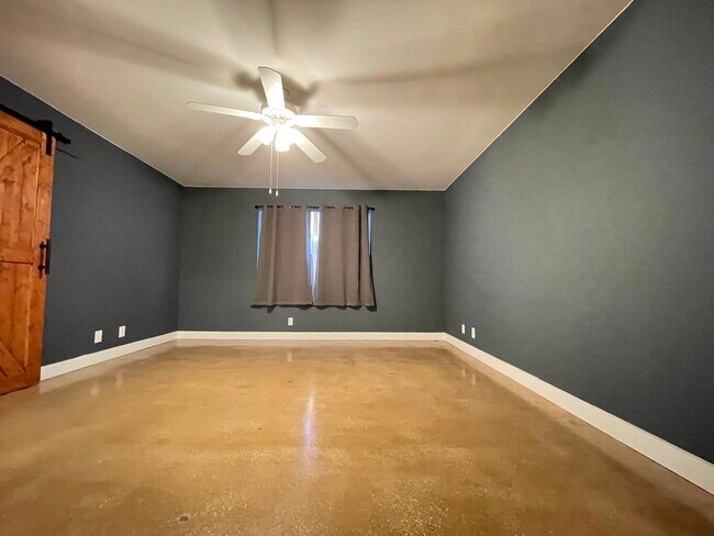 Foto del edificio - 9503 Dalewood Dr