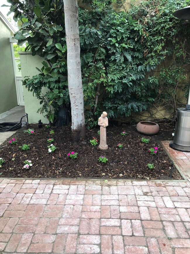 Foto del edificio - Santa Ana 3 Bedroom, 2 Bath House for Leas...