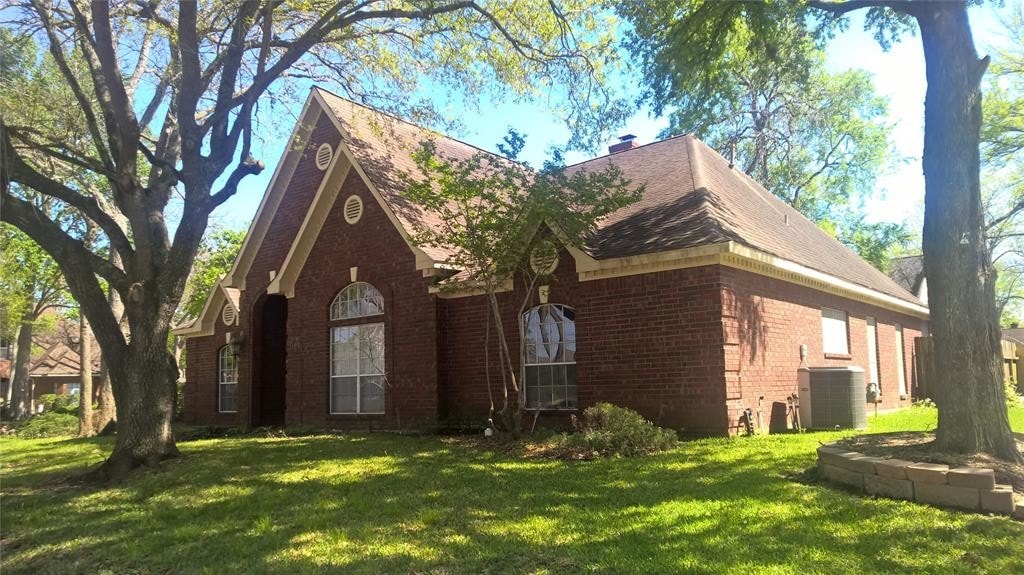 Primary Photo - 1103 Plantation Dr