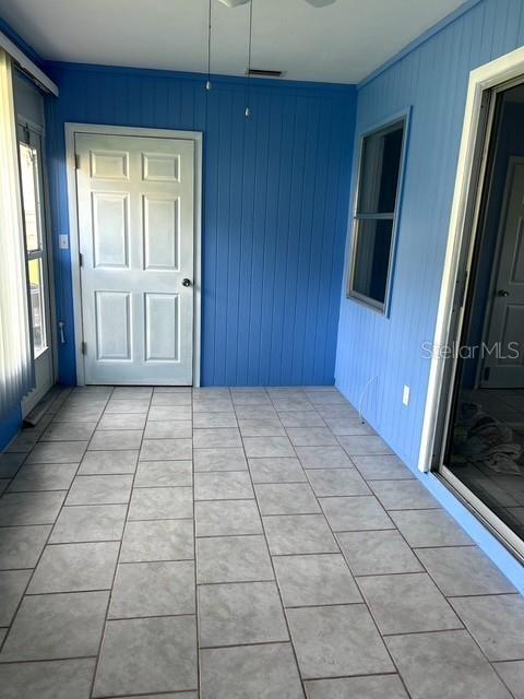 Building Photo - 2681 Woodgate Ln