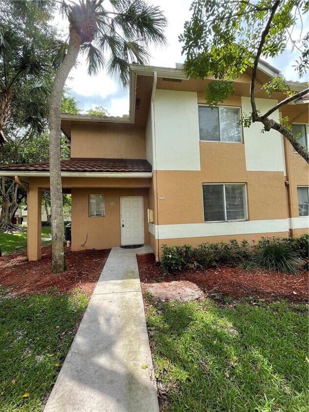 Primary Photo - 850 NW 91st Ter