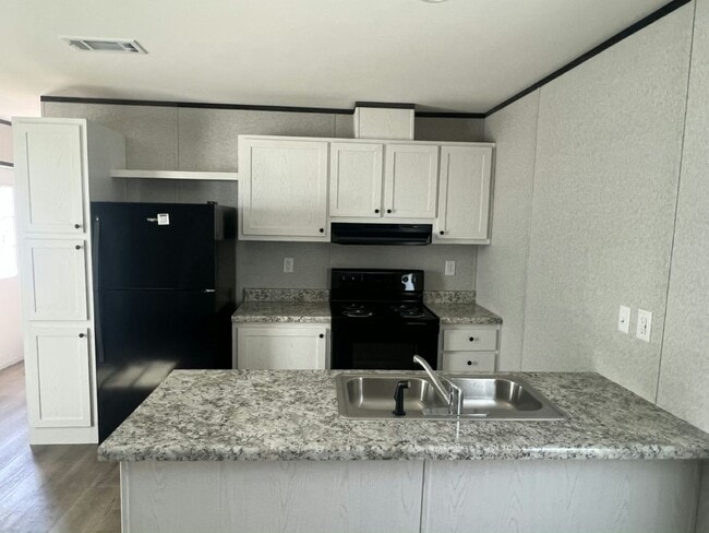 Building Photo - 15 Park Pl