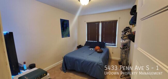 Foto del edificio - 5433 Penn Ave S