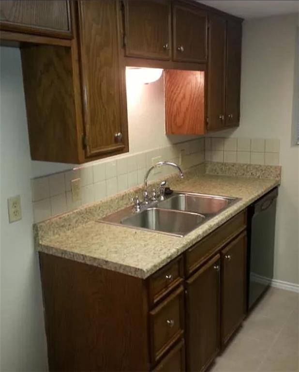 4005 Dr, Corpus Christi, TX 78413 Townhome Rentals in Corpus