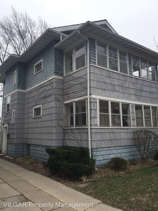 Primary Photo - 6631 Madison Ave