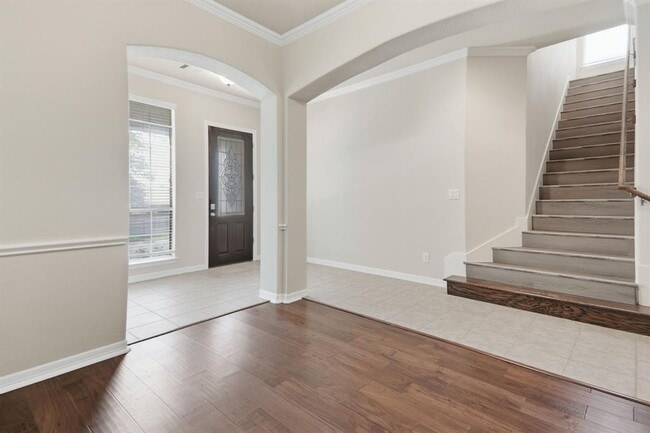 Foto del edificio - 4009 Falling Brook Ct