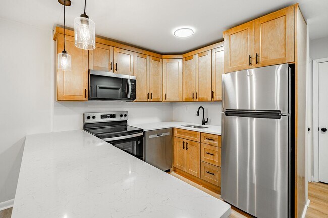 Foto del edificio - 409 E Washington St