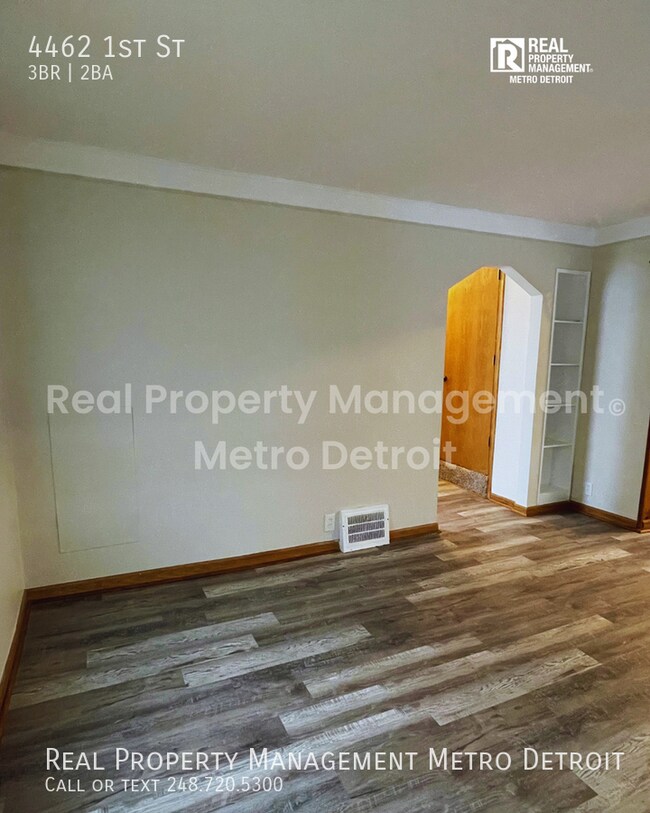 Foto del edificio - 4462 1st St