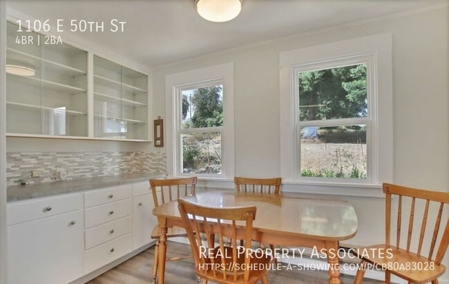 Foto del edificio - 1106 E 50th St