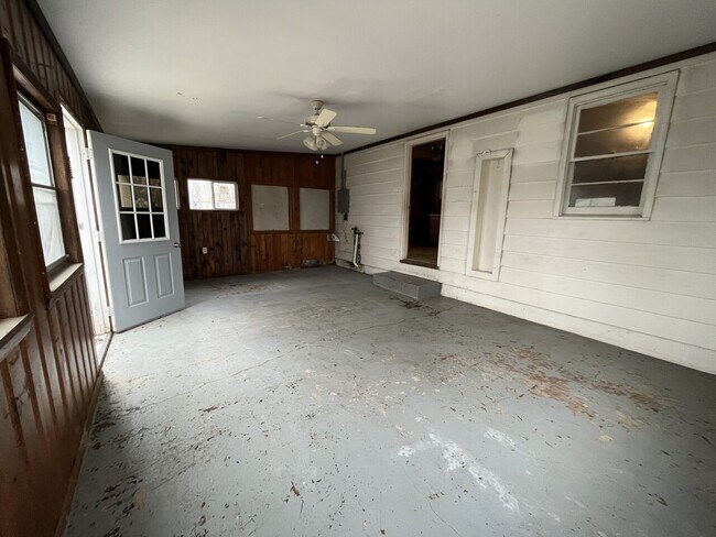 Building Photo - 3208 Texas Circle