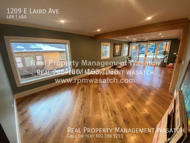 Building Photo - High-End Renovated 3-Story 4 bed, 4 bath H...