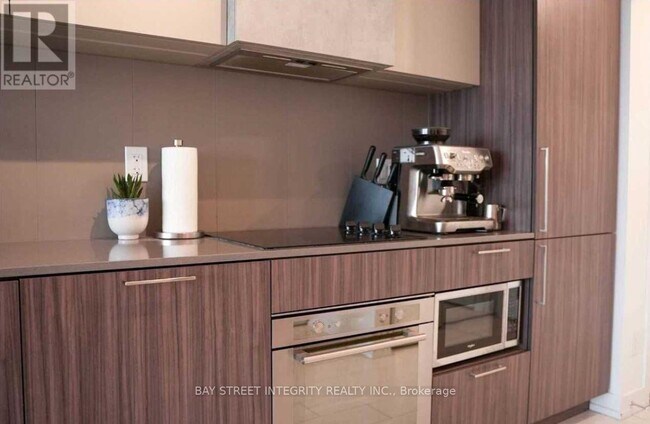 Photo du bâtiment - 19 Western Battery Rd