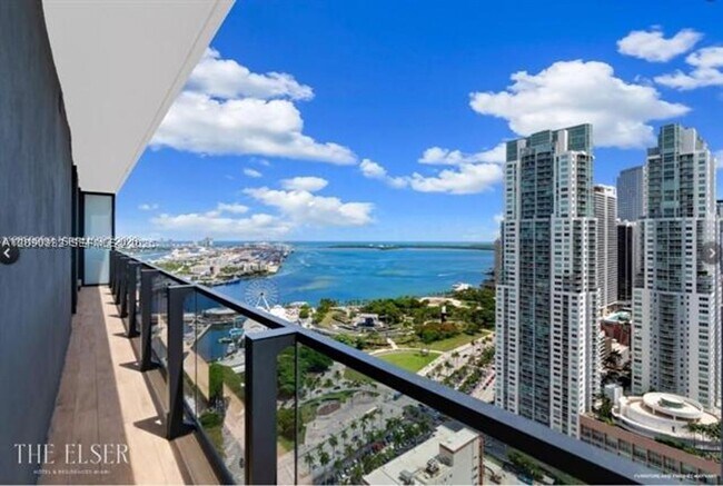 Foto del edificio - 398 NE 5th St