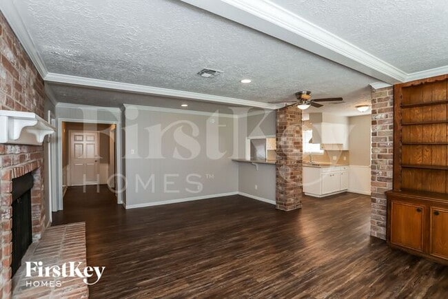 Foto del edificio - 15010 Chaseridge Dr