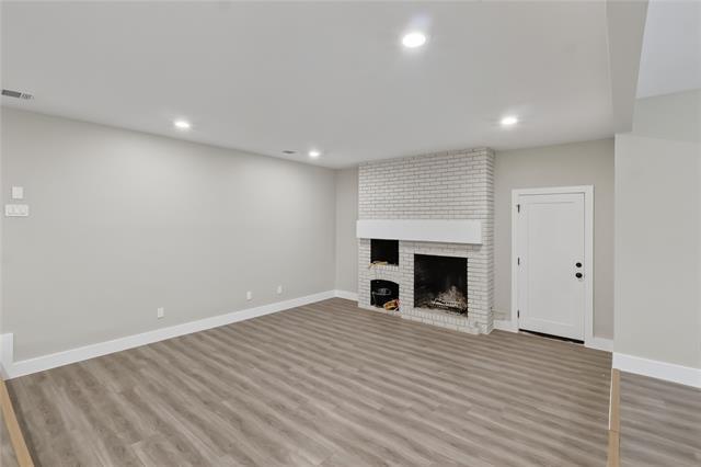 Foto del edificio - 209 W 9th St