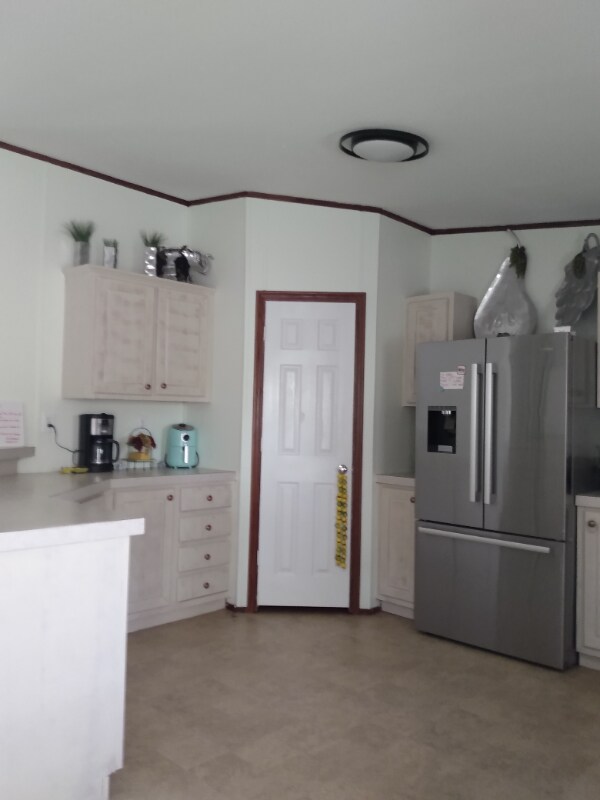 Foto del edificio - 739 Proctor Ln
