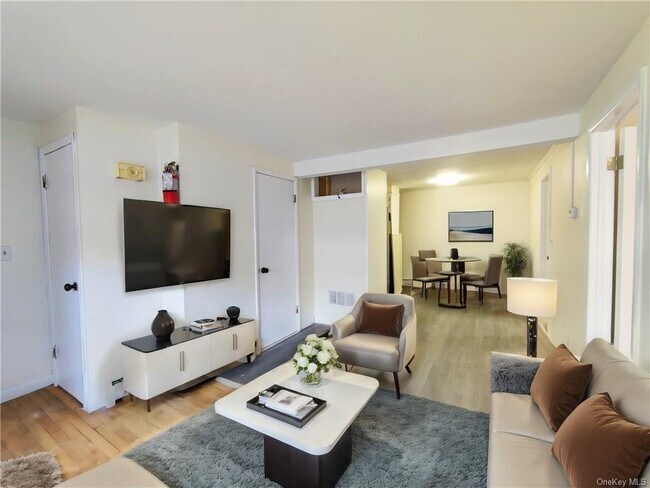Foto del edificio - 87 Vineyard Ave