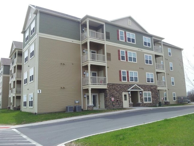 Beaver Meadow Apartments Rentals Watertown NY Apartments Com   Beaver Meadow Apartments Watertown Ny Building Photo 