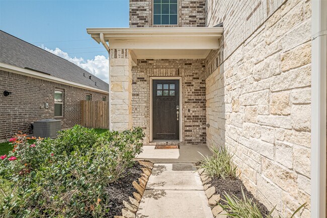 Foto del edificio - 31630 Heguy Pass