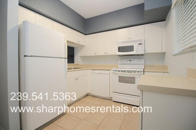 Building Photo - 8380 Bernwood Cove Loop