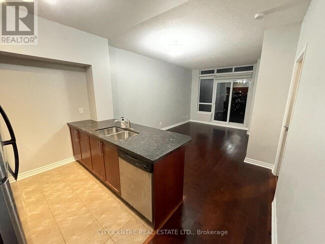 Building Photo - 388-1388 Prince of Wales Dr