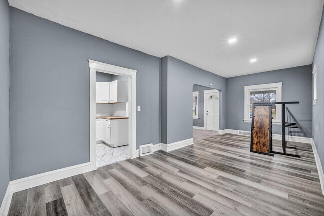 Foto del edificio - 4730 E 142nd St