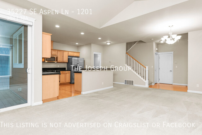 Building Photo - Open and bright 3 bed/2.5 bath in Snoqualmie