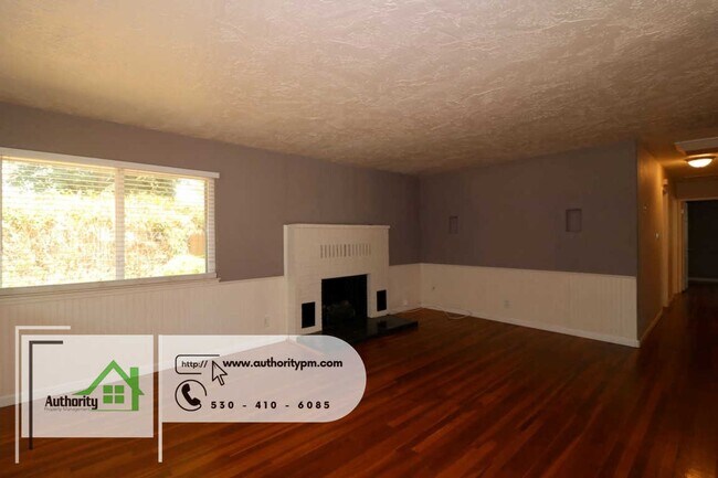 Foto del edificio - 3040 Sharon Ave