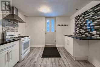 Building Photo - 92 Brant Ave